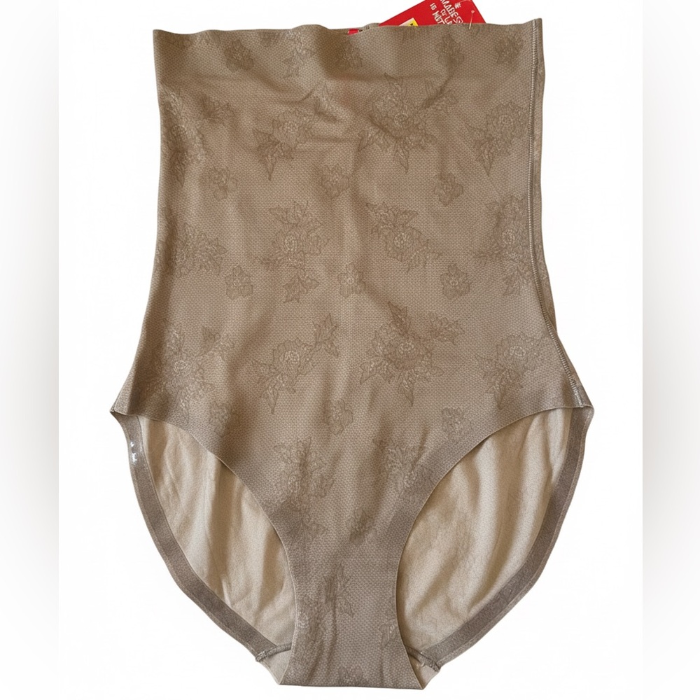 SPANX Pretty Smart Shapewear